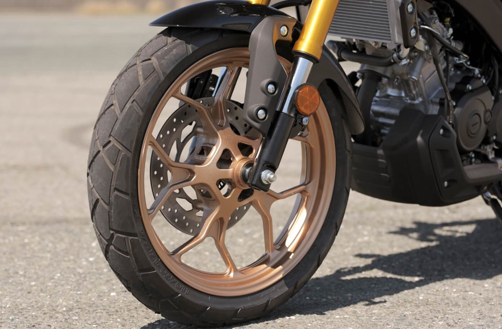 XSR155